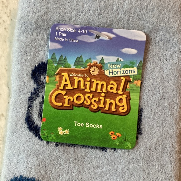 Animal Crossing: New Horizons Crew Socks & Fuzzy Crew Toe Socks Bundle - Picture 10 of 13